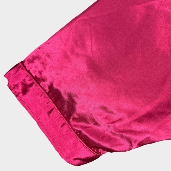 Vintage Embroidered Red Robe - Picture 5 of 7